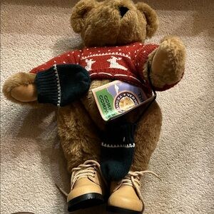 Vermont Teddy Bear with Red Sweater& Accessories NWT